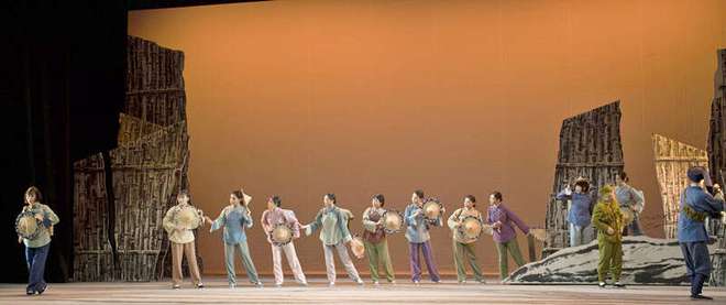 《寒梅》再盛放 都市新淮劇新添代表作，文化經(jīng)紀(jì)人服務(wù)助力藝術(shù)傳承